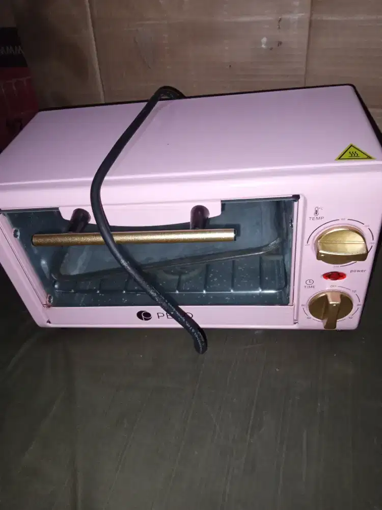 Oven pemanggang listrik