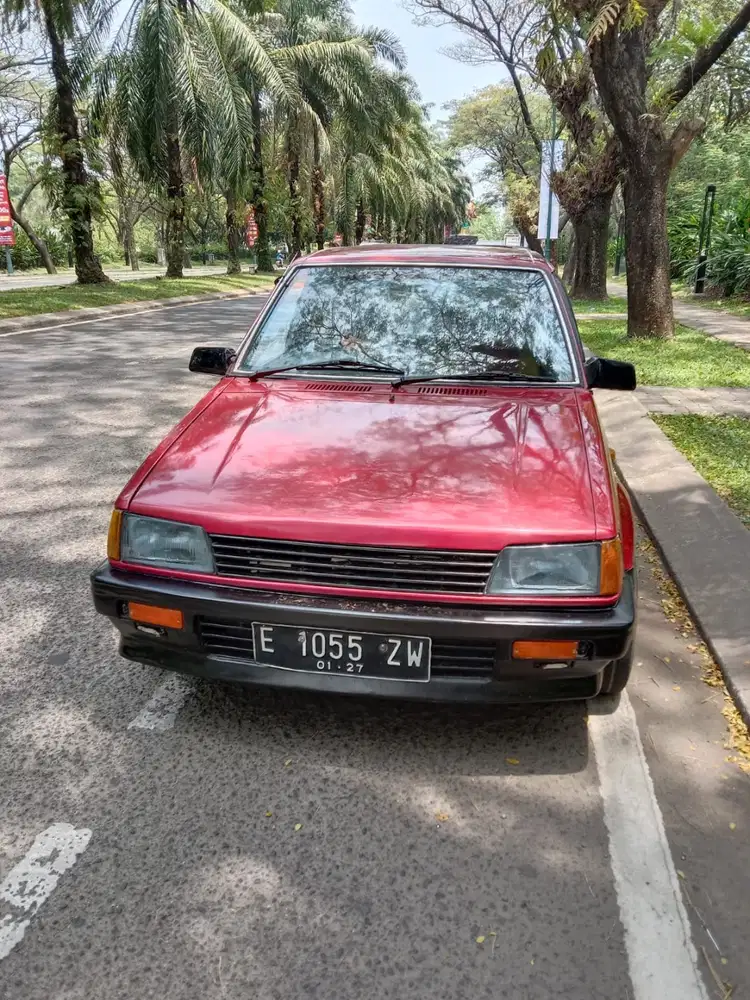 Mobil Daithatsu Charade