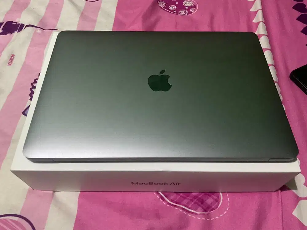 Macbook Air M1 8/256 Normal Fullset