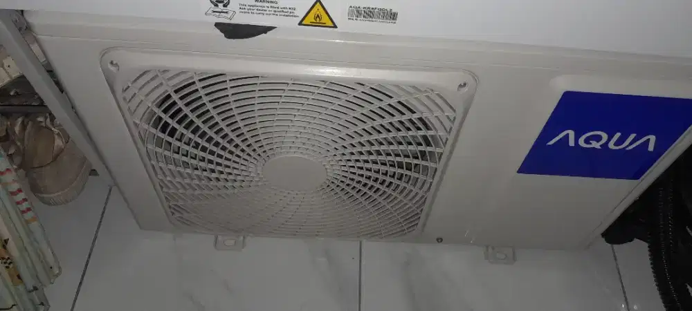 Ac aqua 1 pk masih mulus