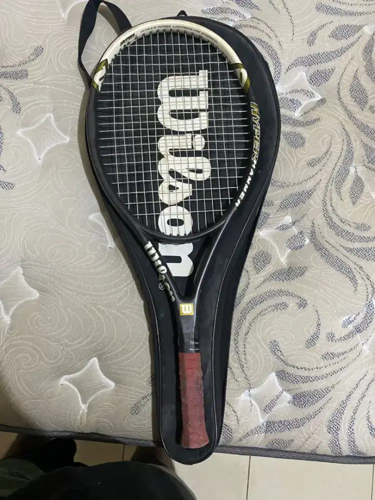 Raket tennis wilson hyperhammer 5.3