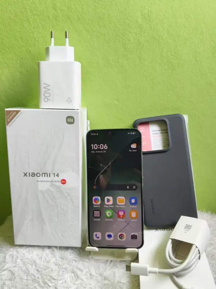 Xiaomi 14 12/256gb