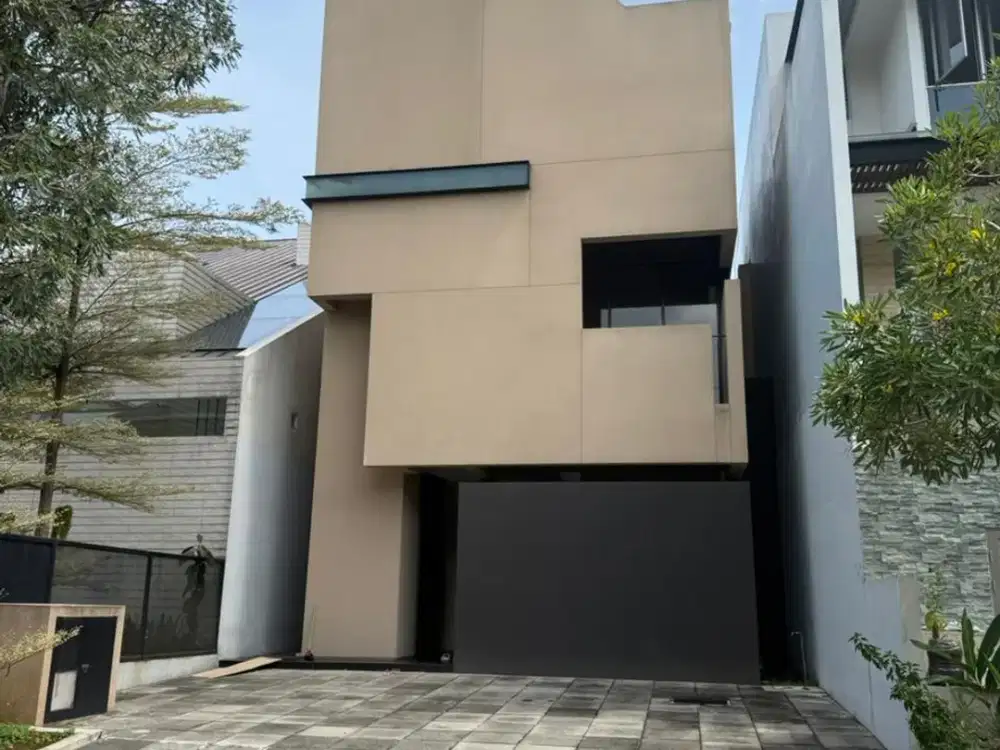 Jual Rumah Pakuwon Indah, Baru Gress