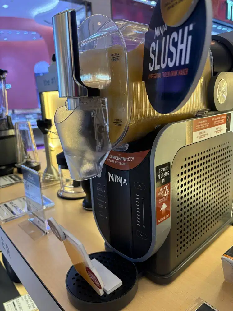 Ninja SLUSHI FS301ID