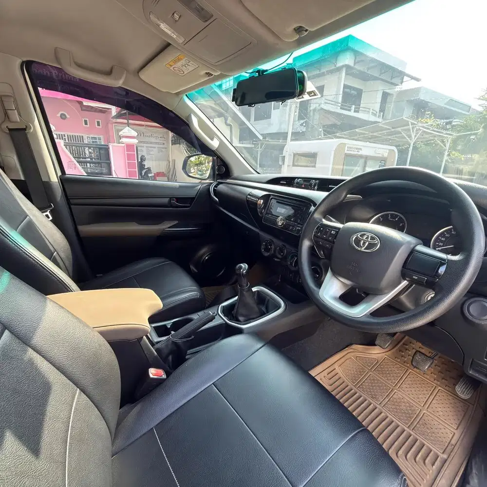 Hilux G manual double cabin 2019