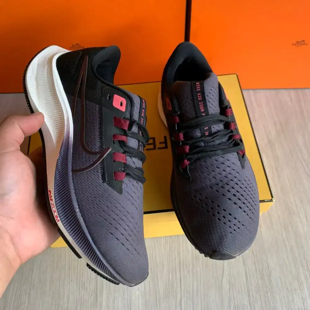 Nike Air Zoom Pegasus sepatu running lari size 38 second