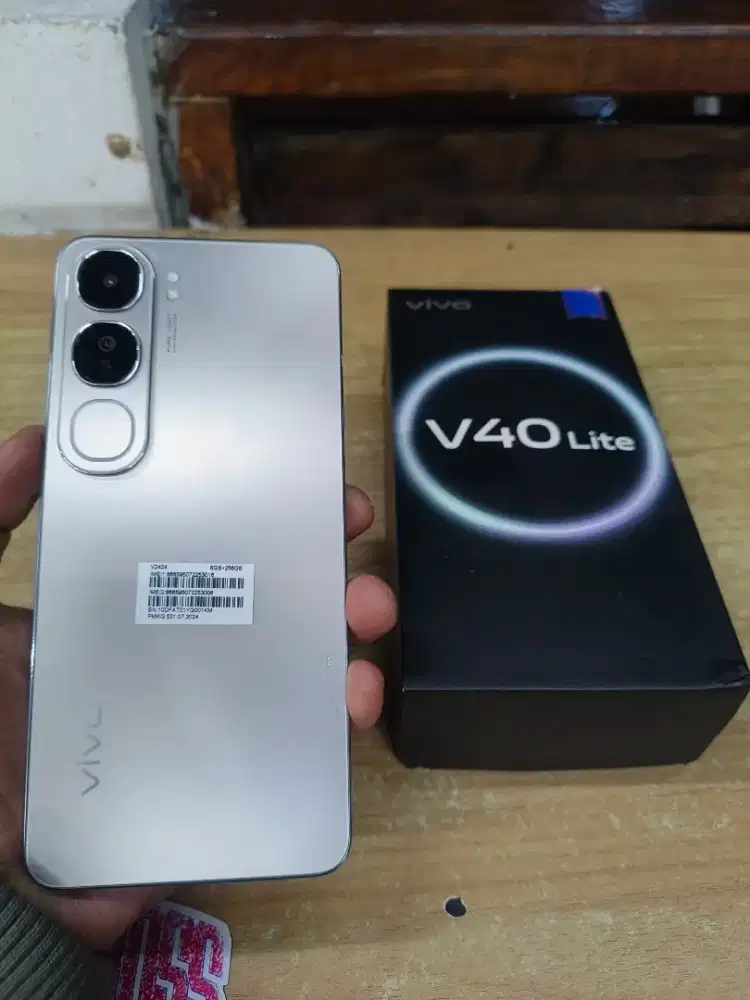 VIVO V40 LITE 5G RAM 8/256 GB