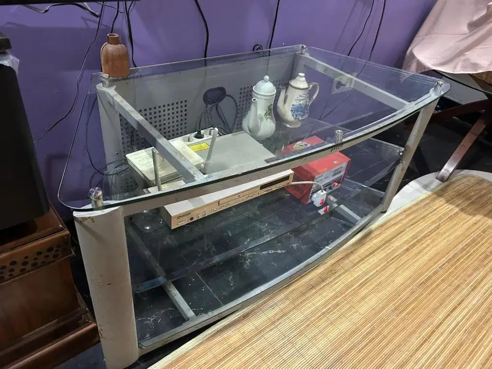 Meja Kaca TV rumah tangga