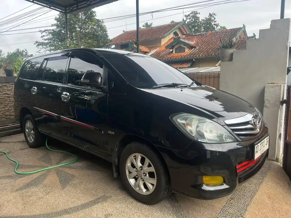 Innova G matic 2010