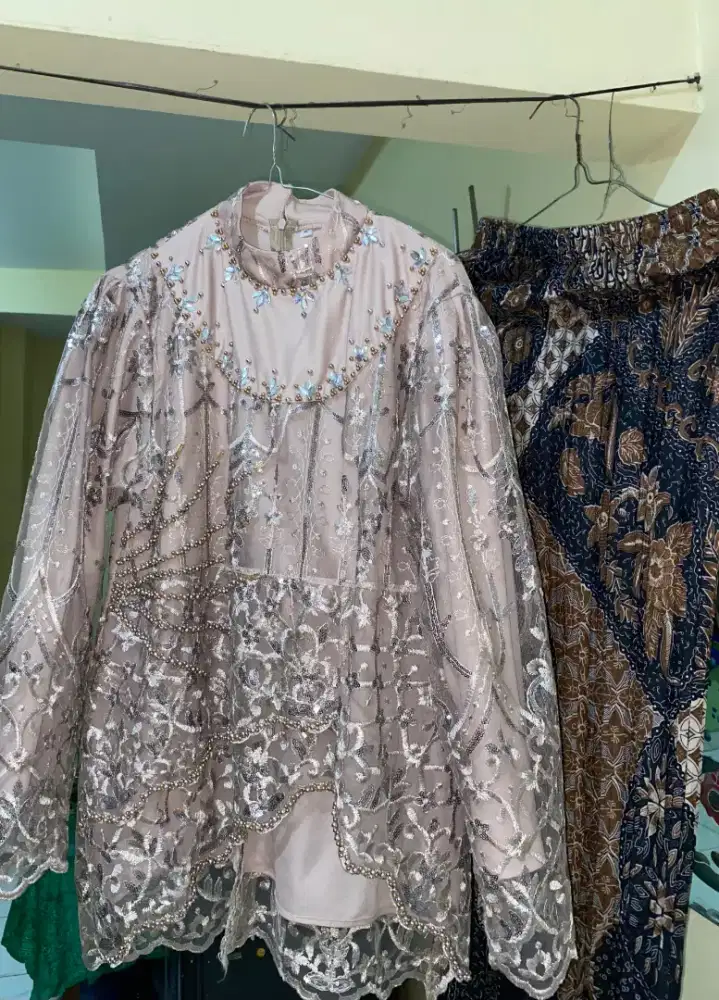 Dijual baju busana muslim bekas