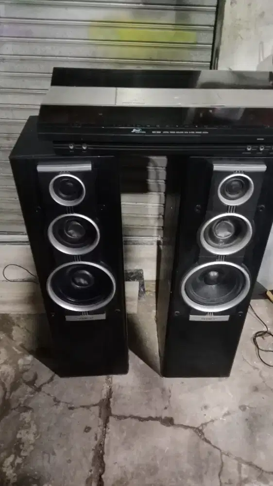 Speaker + ampli politron satu set bekas normal