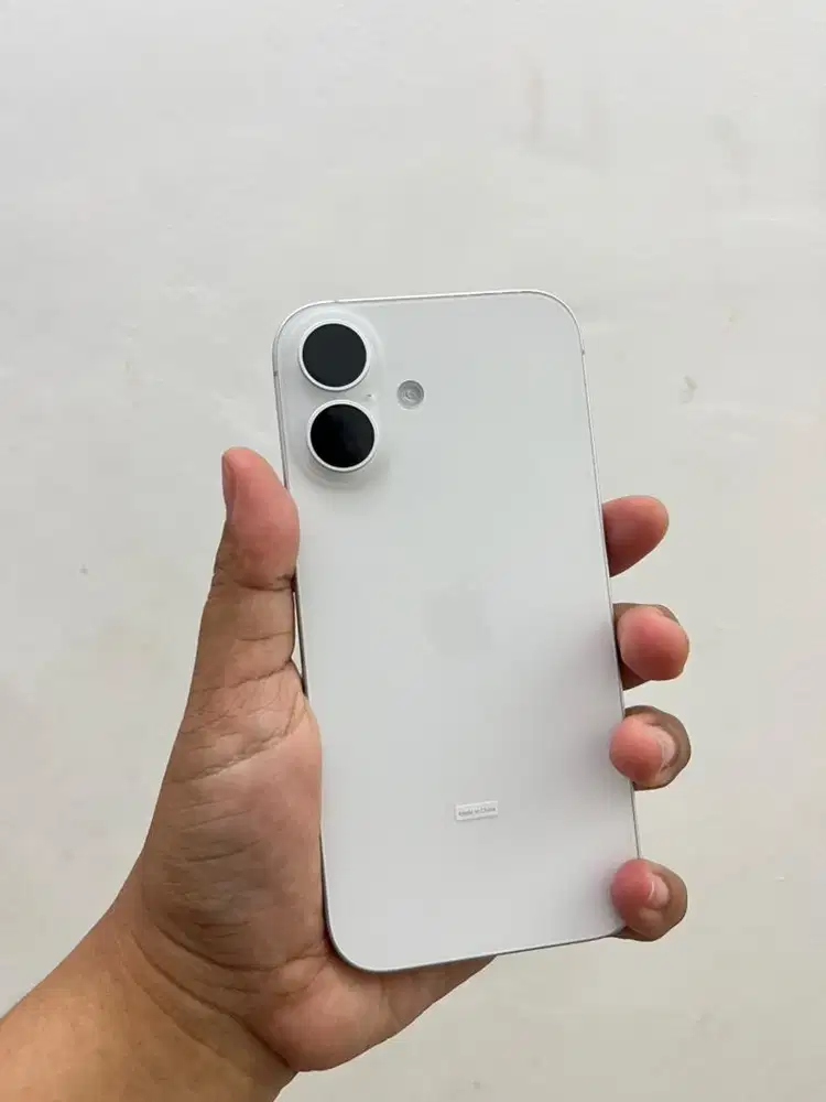 iphone 16 basic white 128GB gress Ex IBoX