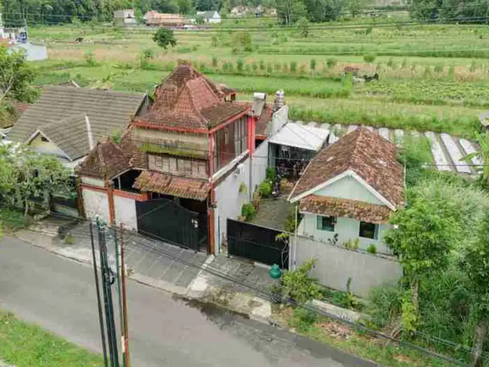 Villa Etnik Kayu Full Furnish Di Kawasan Sejuk Palagan Dekat UGM, UII