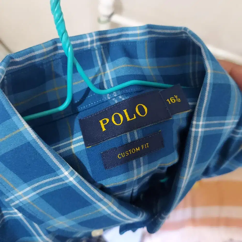 Kemeja polo likenew