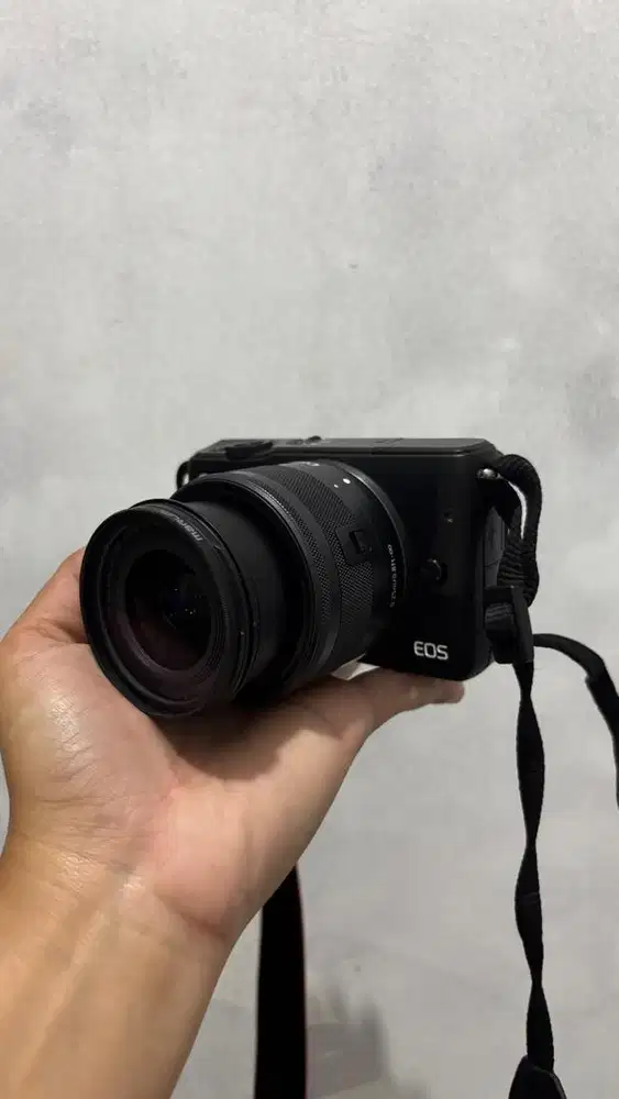 canon m10 kamera second