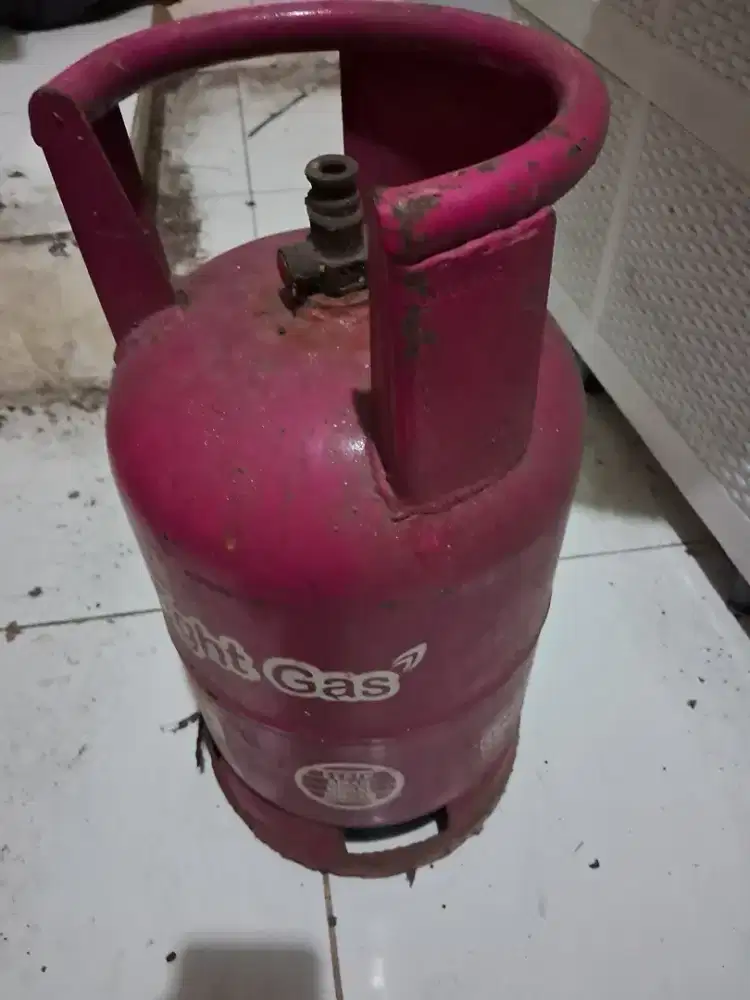 Di jual bright gas pink 5.5 kg