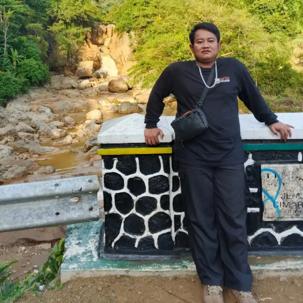 Cari pekerjaan sebagai Driver