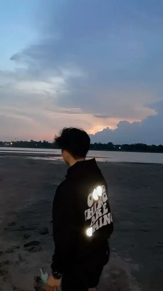 saya sedang mencari kerja di warkop