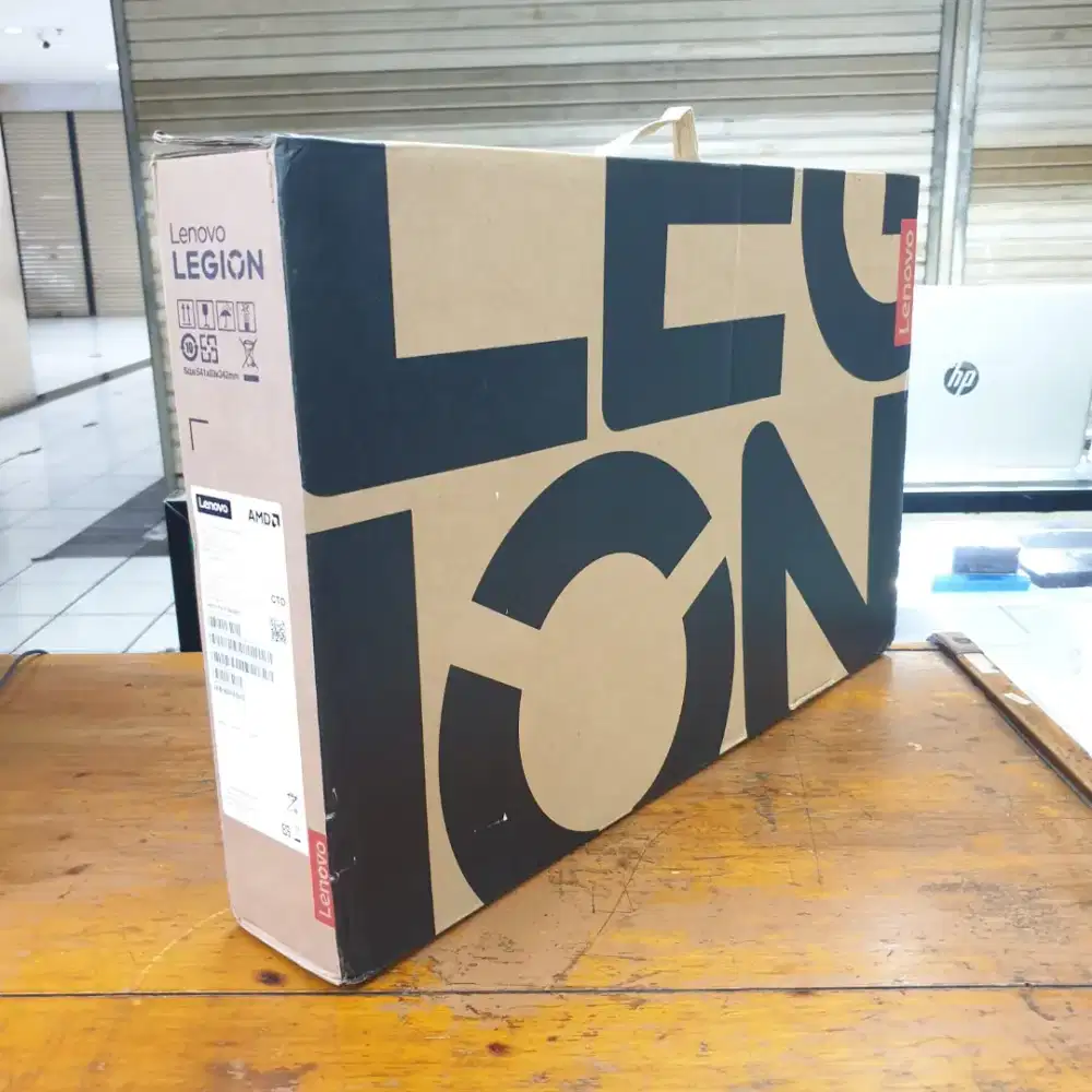 (BNOB) Lenovo Legion Pro 5 Ryzen 9-8945HX RTX 5070 Ram 32GB16WQXGA