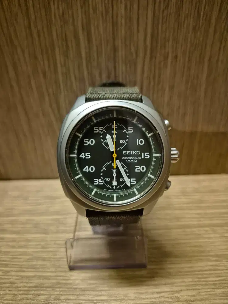 Seiko Chronograph Army SNN219P1