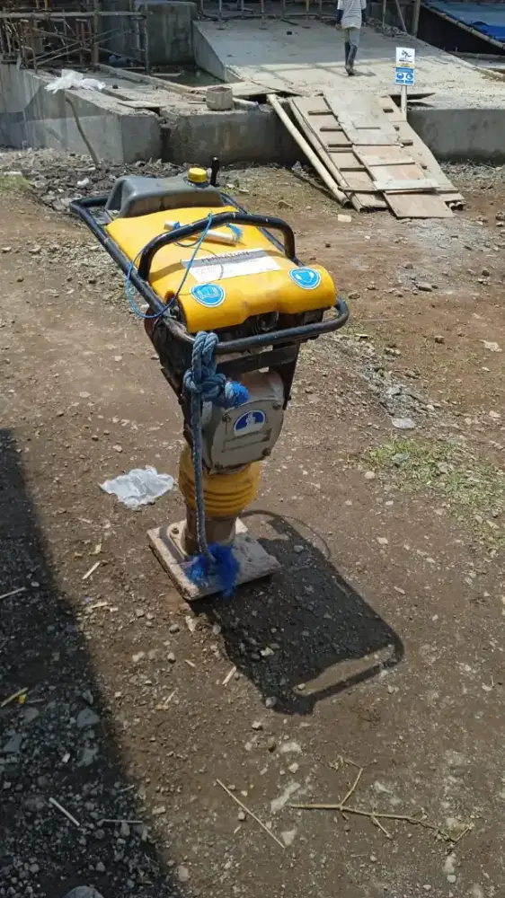 SEDIA SEWA STEMPER PEMADAT DAN JUAL BELI