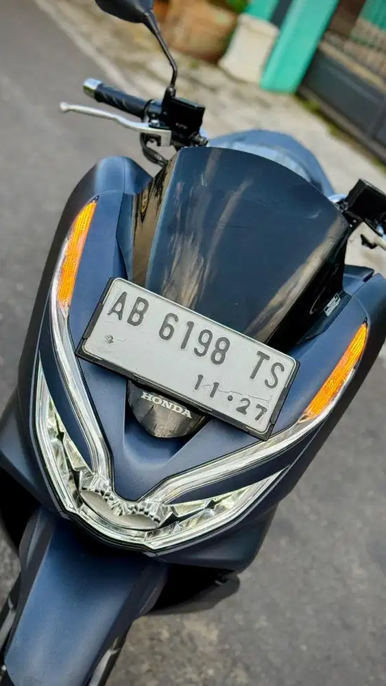 HONDA PCX 150 KOMPLIT PAJAK HIDUP