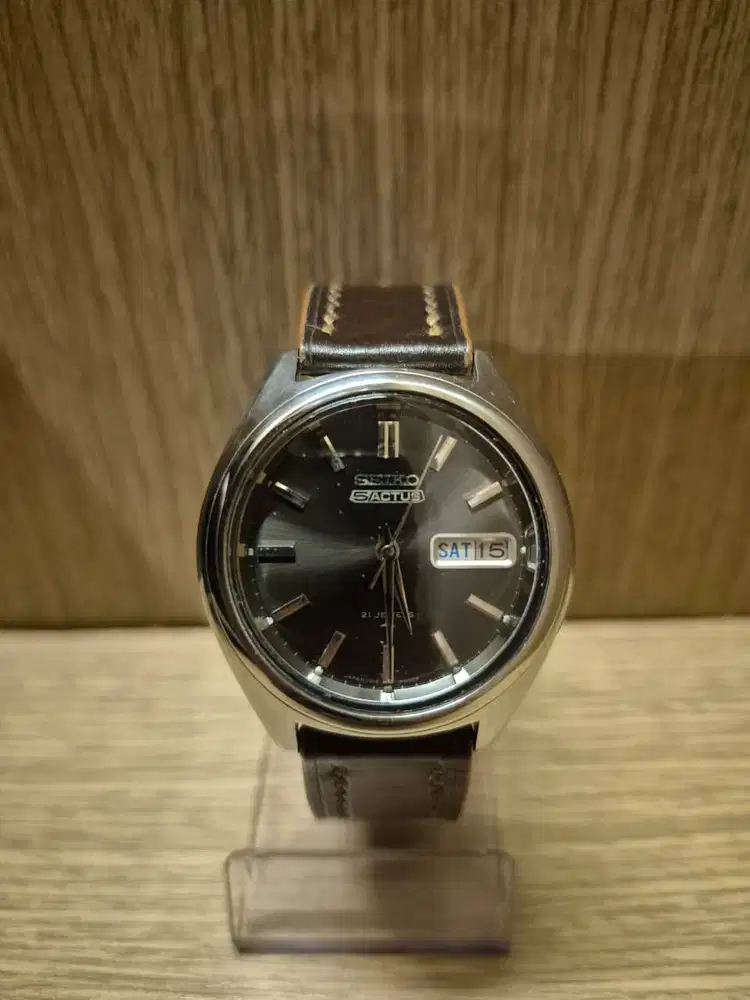 Seiko 5 Actus 7019 - 7060 black dial