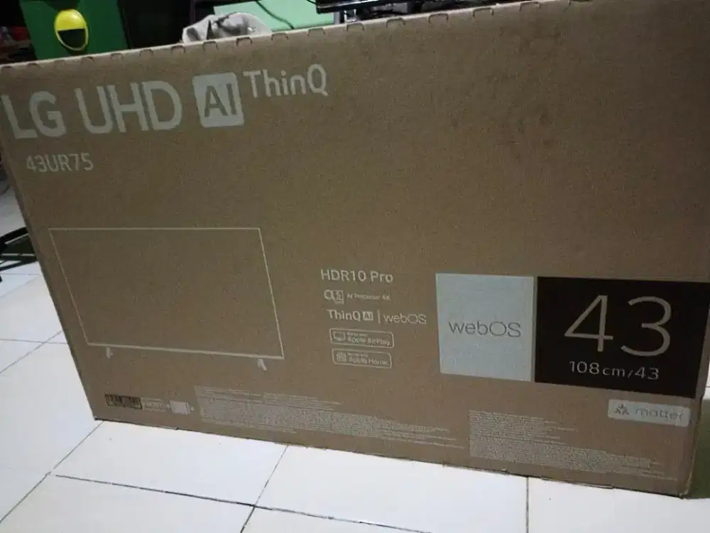 TV LG 43 UHD 4K AI ThinQ 2025 like new fullset garansi panjang