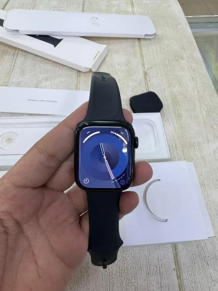 Apple watch series 8 45mm ex resmi ibox