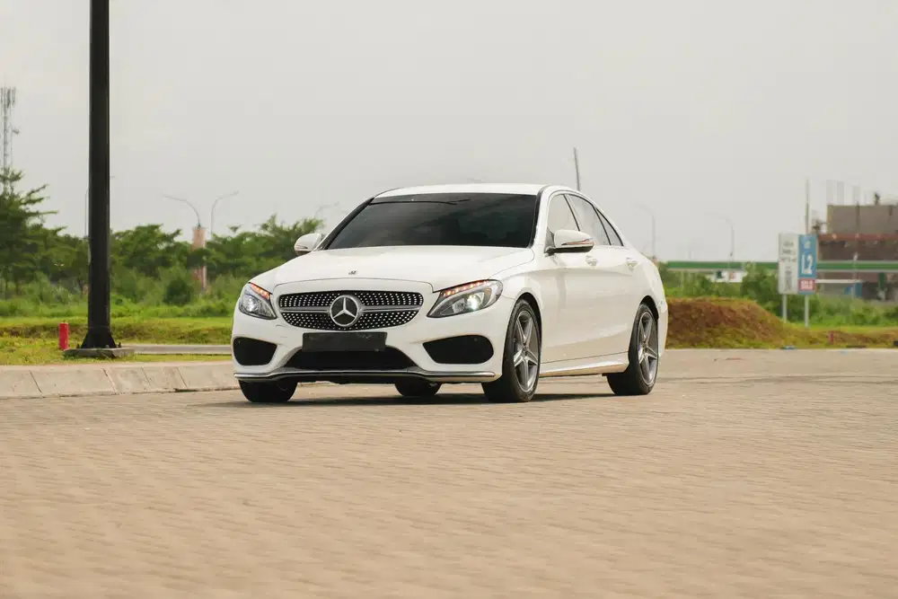 TERMURAH DI LASARAN! Mercedes Benz C200 AMG 2018 (W205)