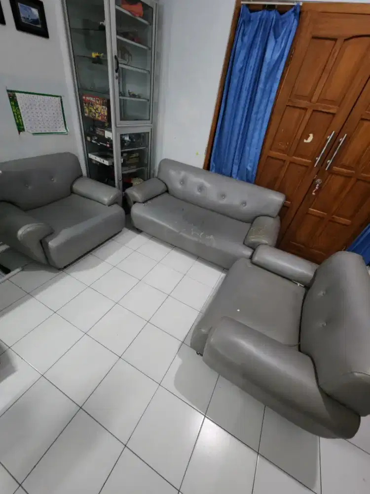 Sofa set bekas kondisi apa adanya