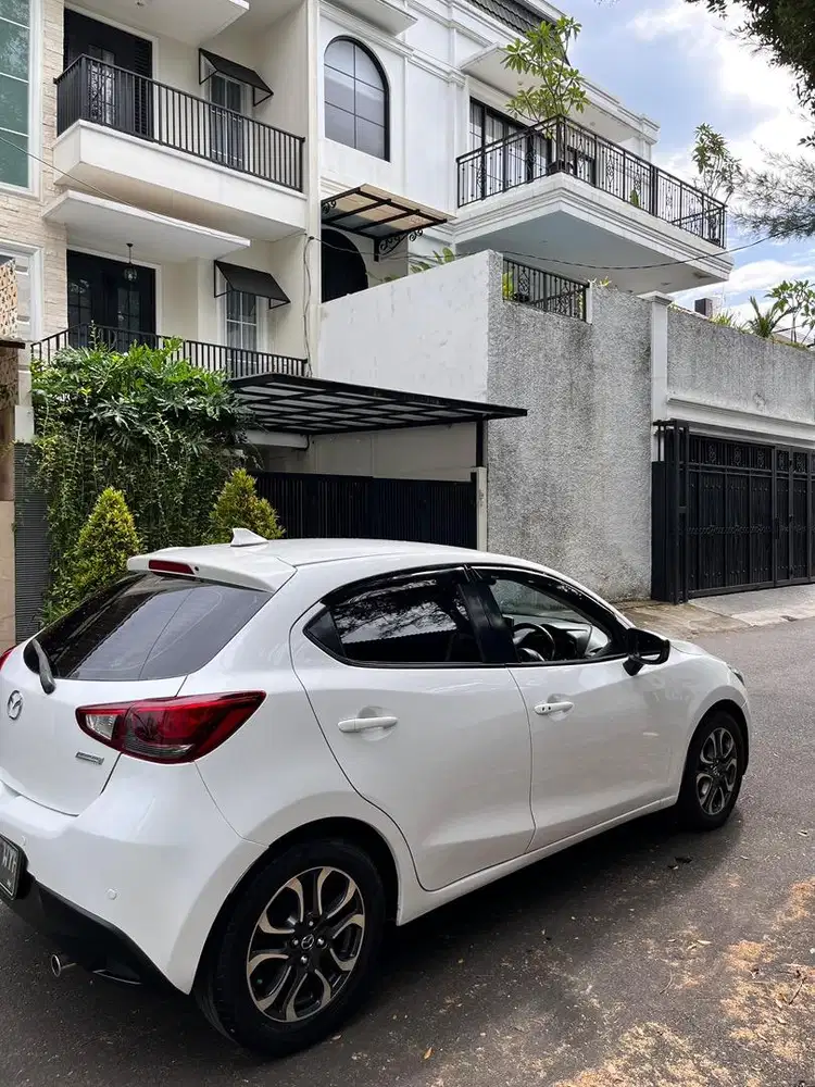 Mazda 2 skyactive tipe R 2014