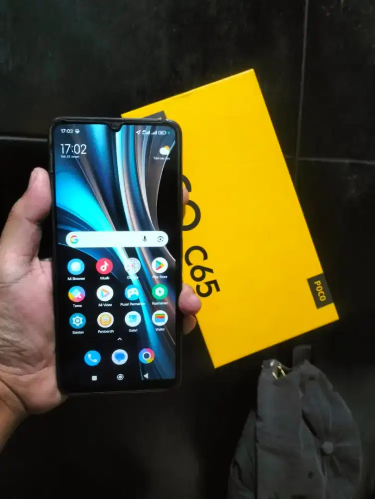 Poco c65 lengkap