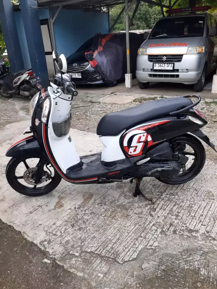 Scoopy f1 2015 ESP stater alus dikfc lenteng bisa TT Unit lain