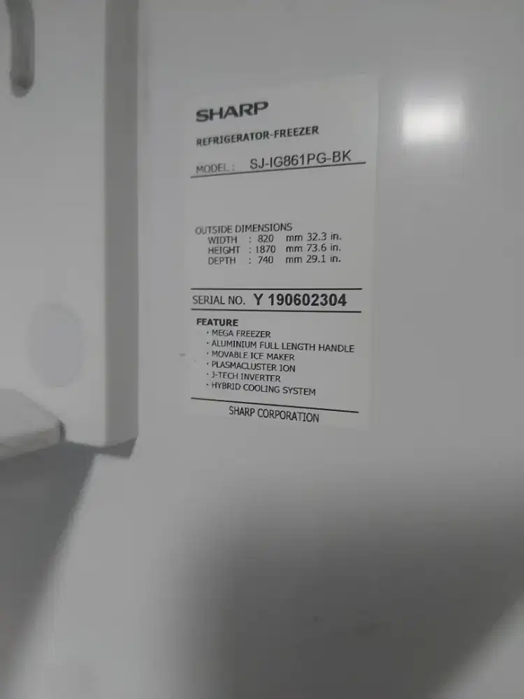 2 pintu , tinggi 180 cm , sangat dingin , hybrid hemat listrik