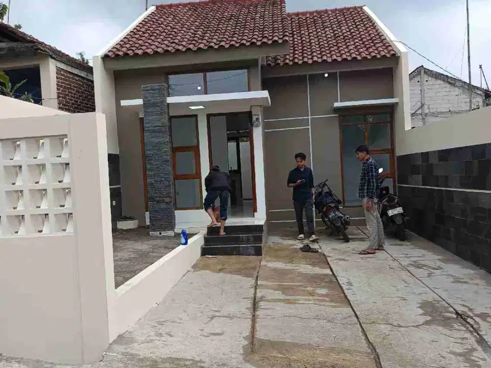 Dijual Rumah Minimalis Modern Dekat kampus IPDN, ITB