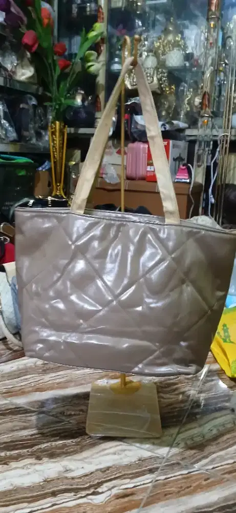 TOTE BANTAL TEBAL EMPUK