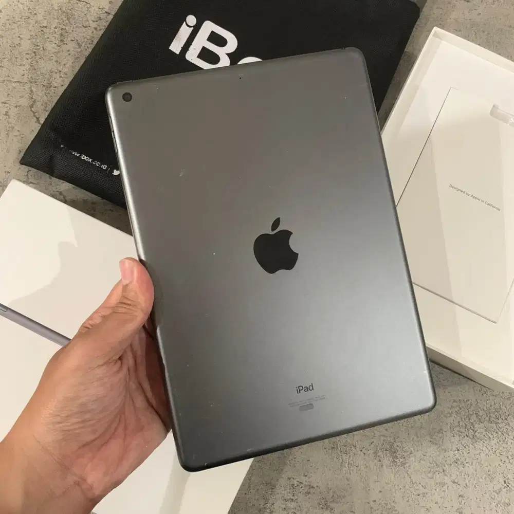 [ex IBOX] IPAD 9 / 9th gen 256Gb Wifi only