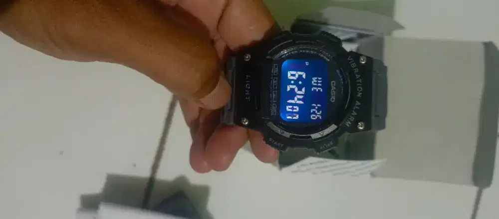 Casio w 736H warna hitam