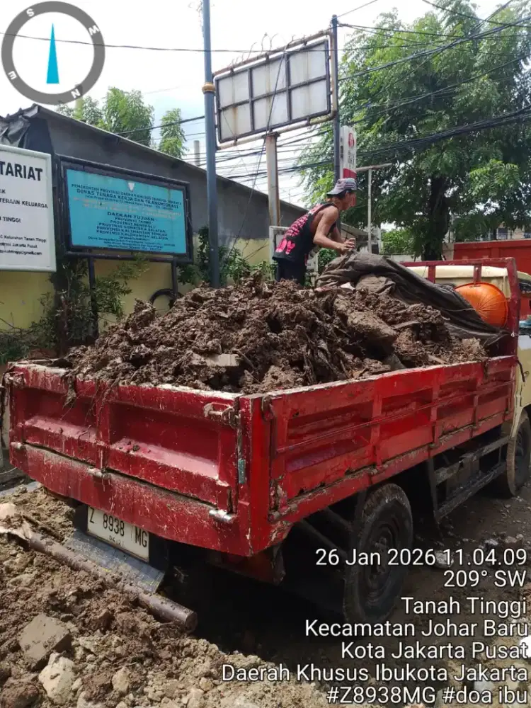 Jasa pengurugan dan buang puing