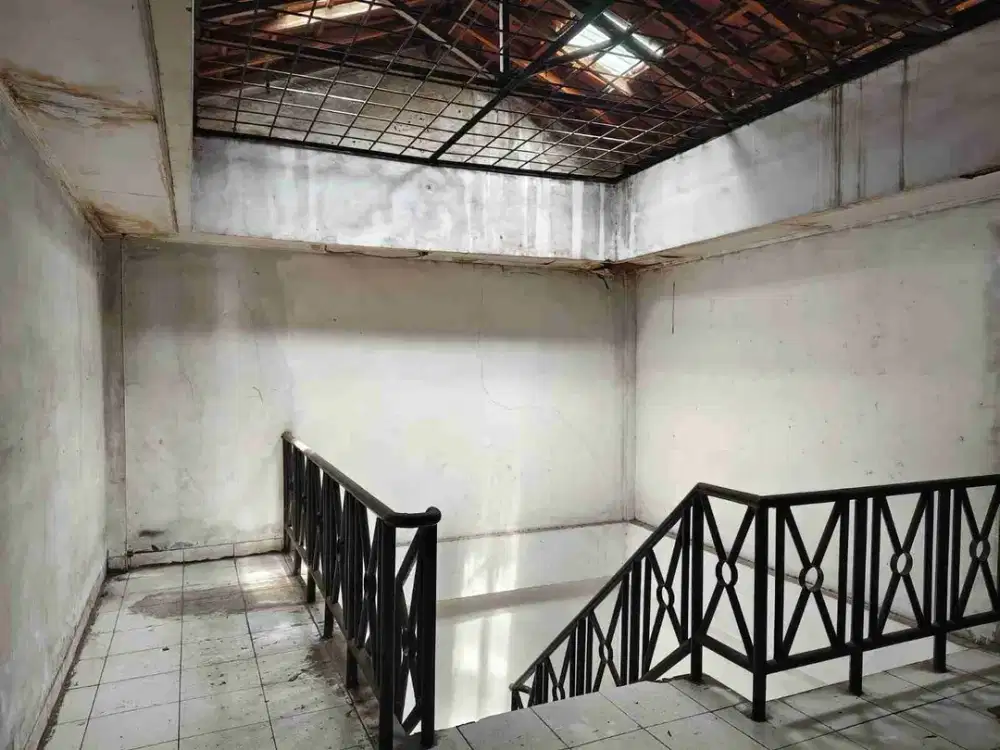 ruko gandeng 4 lantai di jl sultan agung pondok ungu bekasi