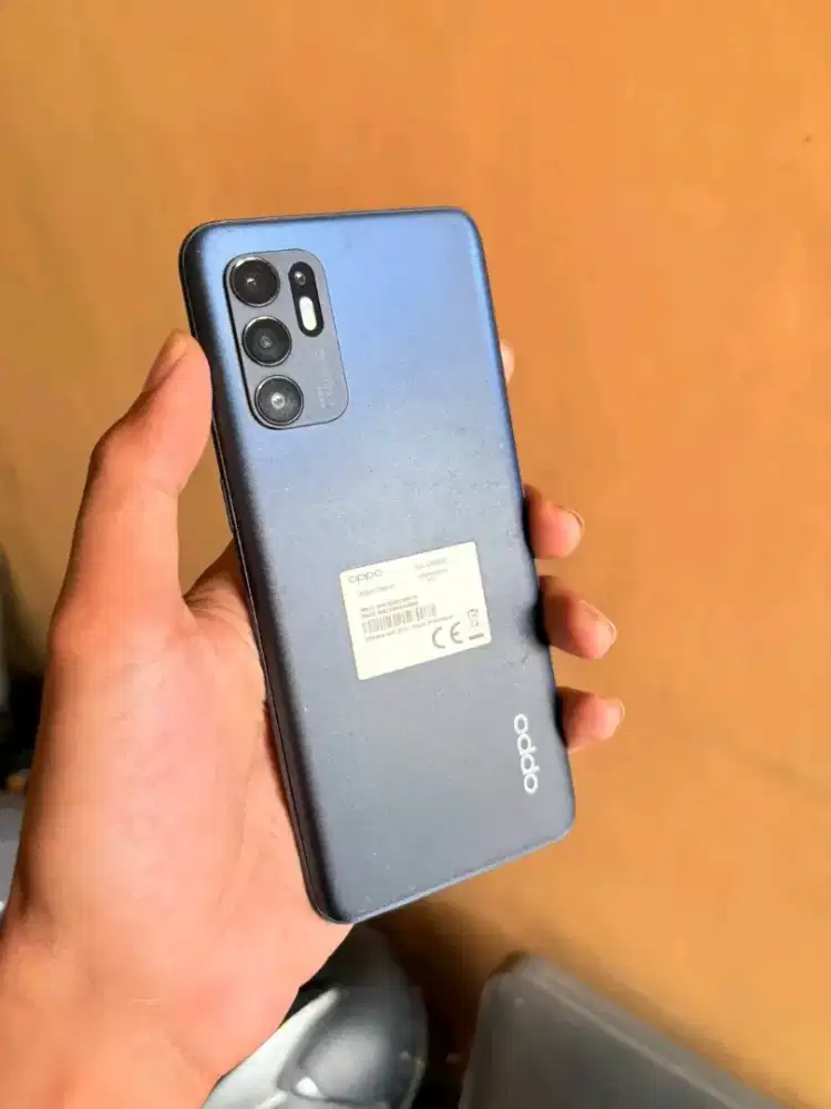 Oppo RENO 6 8+4/128