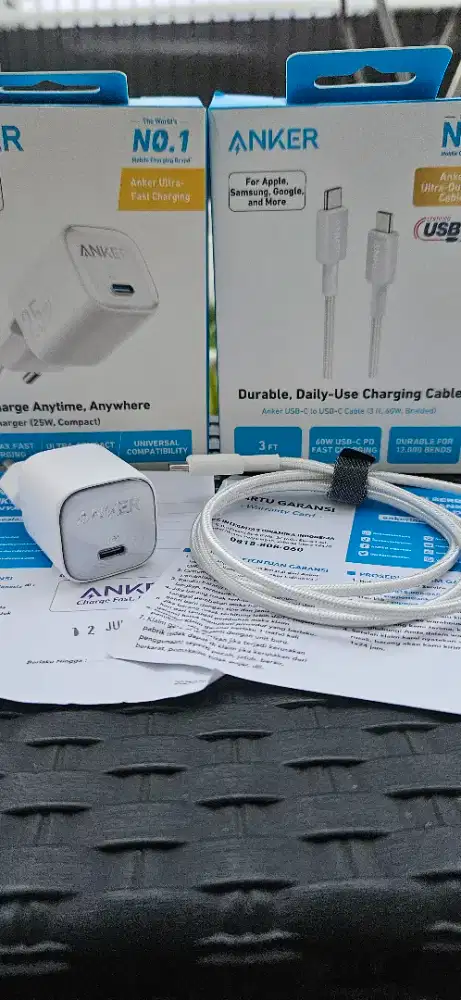 Charger Anker 25W + Kabel C to C