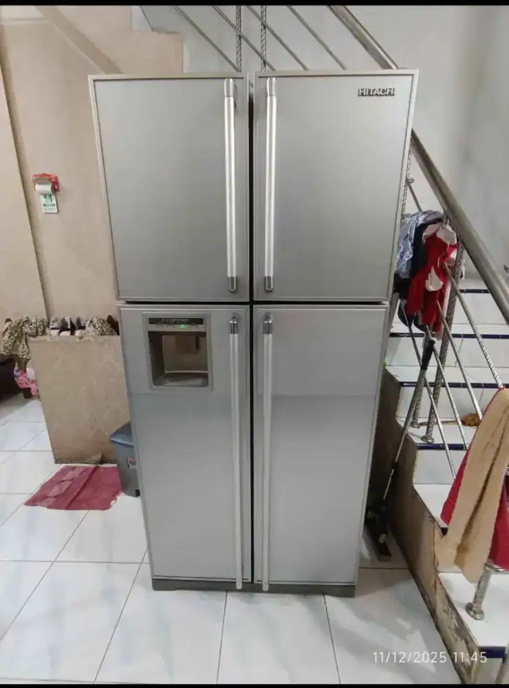 Kulkas Hitachi 4 pintu bekas