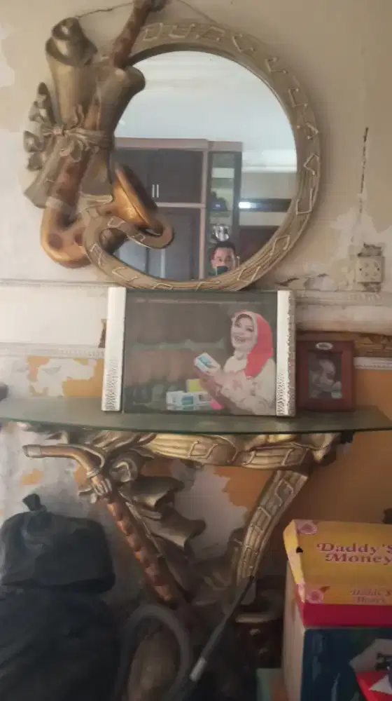 Cermin Penghias rumah