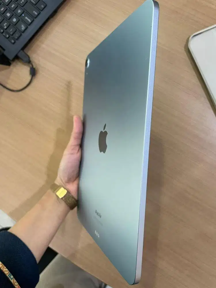 iPad Air (M2) 11 inch 2024