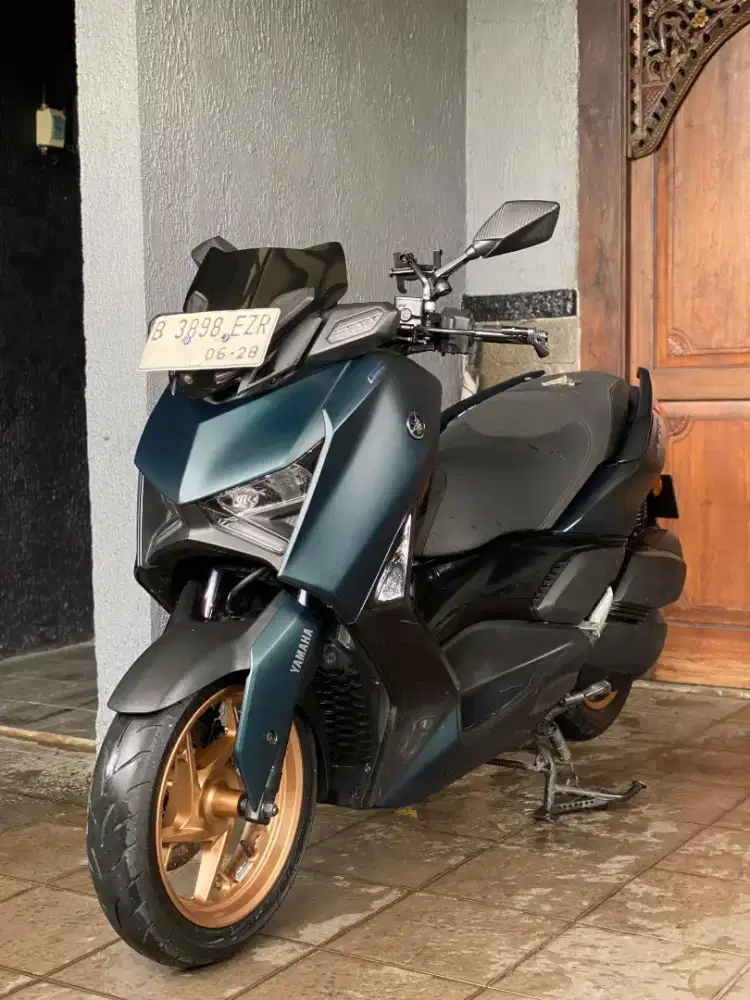 DIJUAL YAMAHA XMAX CONNECTED 2023 LIKE NEW