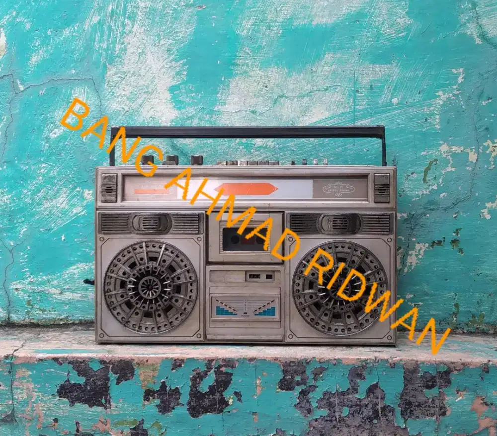 tape kaset pita antik jadul kuno tua klasik boombox unico. tanpa radio