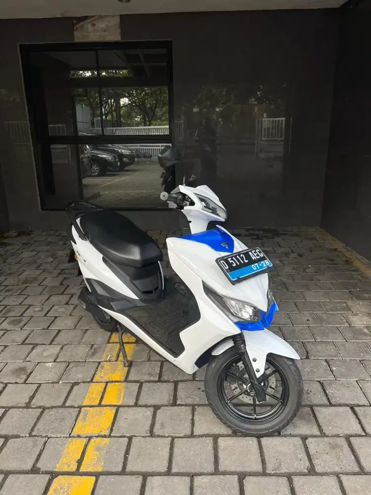 Motor Listrik Smoot Tempur Facelift 2023 low kilometer