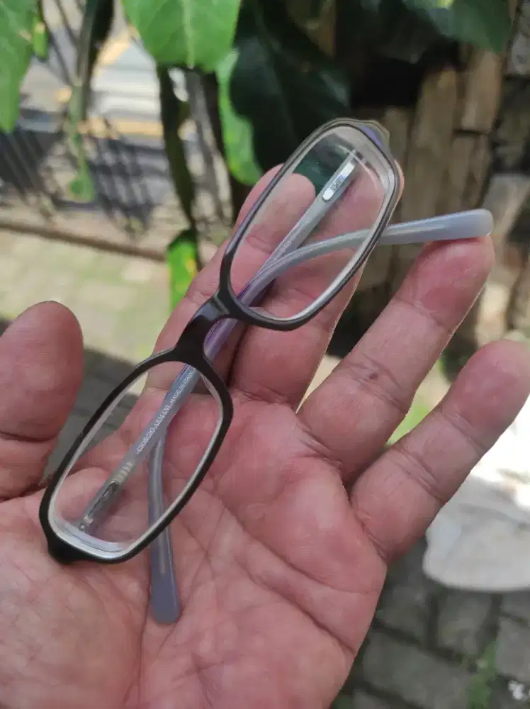 Kacamata baca merk Giorgio Armani original cocok untuk muka kecil